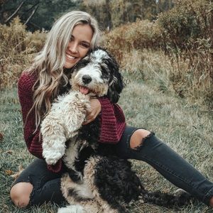 Meet your Posher, Delaney